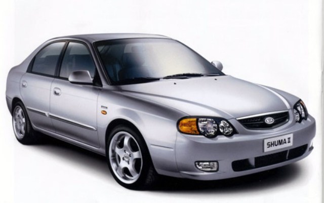 Kia Shuma