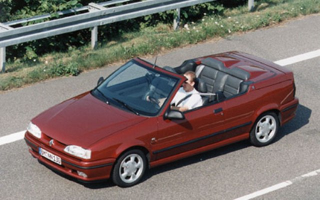 Renault 19